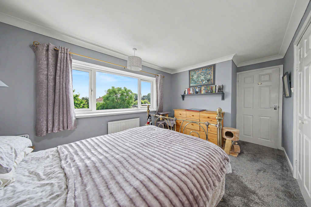 Compass Crescent Old Whittington